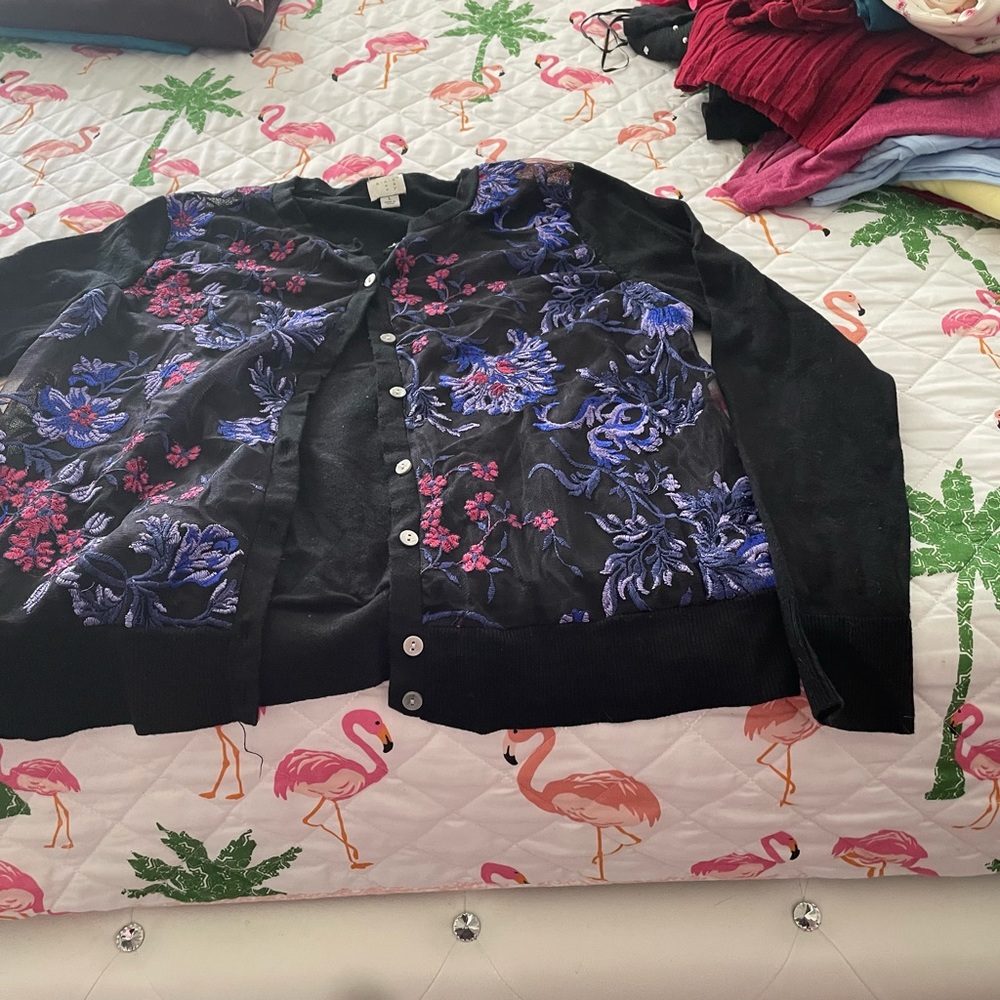 Ladies lace cardigan